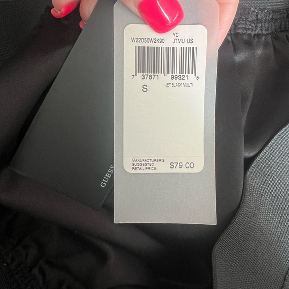 NWT Guess Pleated Mini Skirt- Black White and Gray-SZ Small - Picture 4 of 6